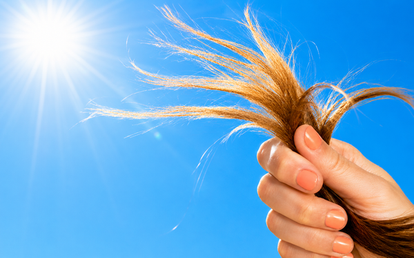 Anti-frizz hair tips for summer